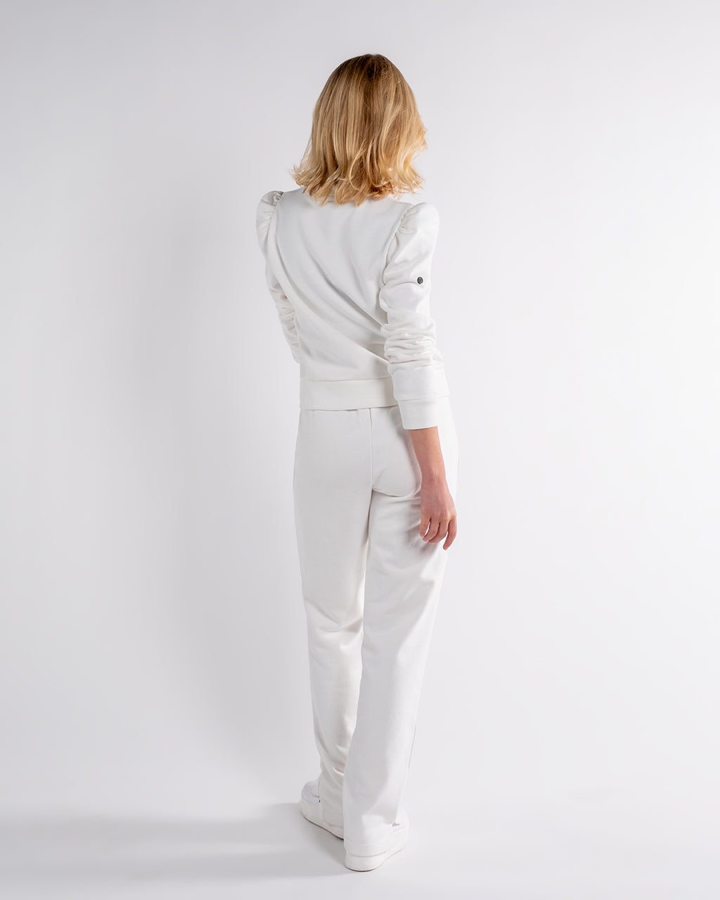 RELAX JOGGER MILK