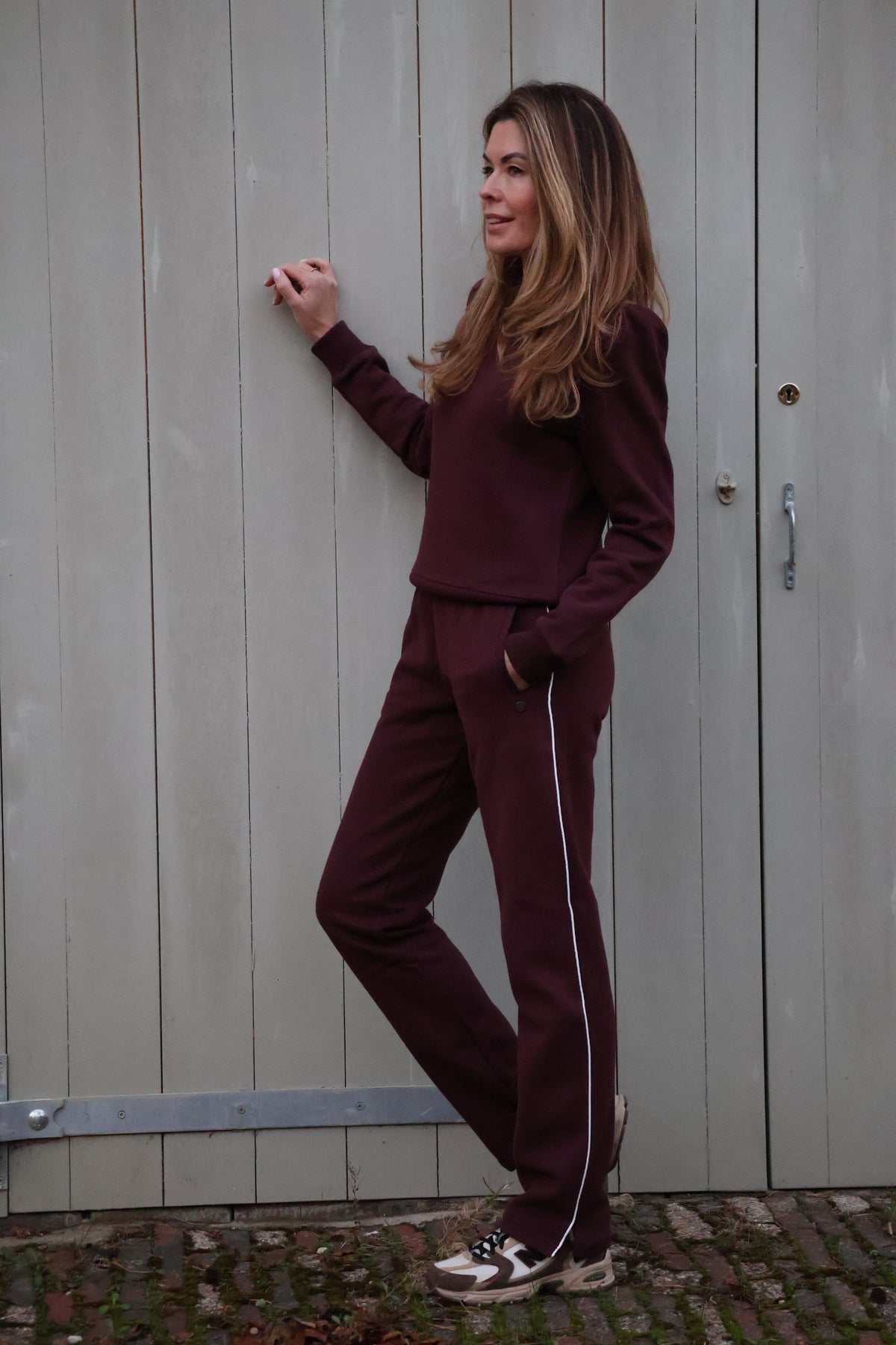 NEW FIT RELAX JOGGER BURGUNDY
